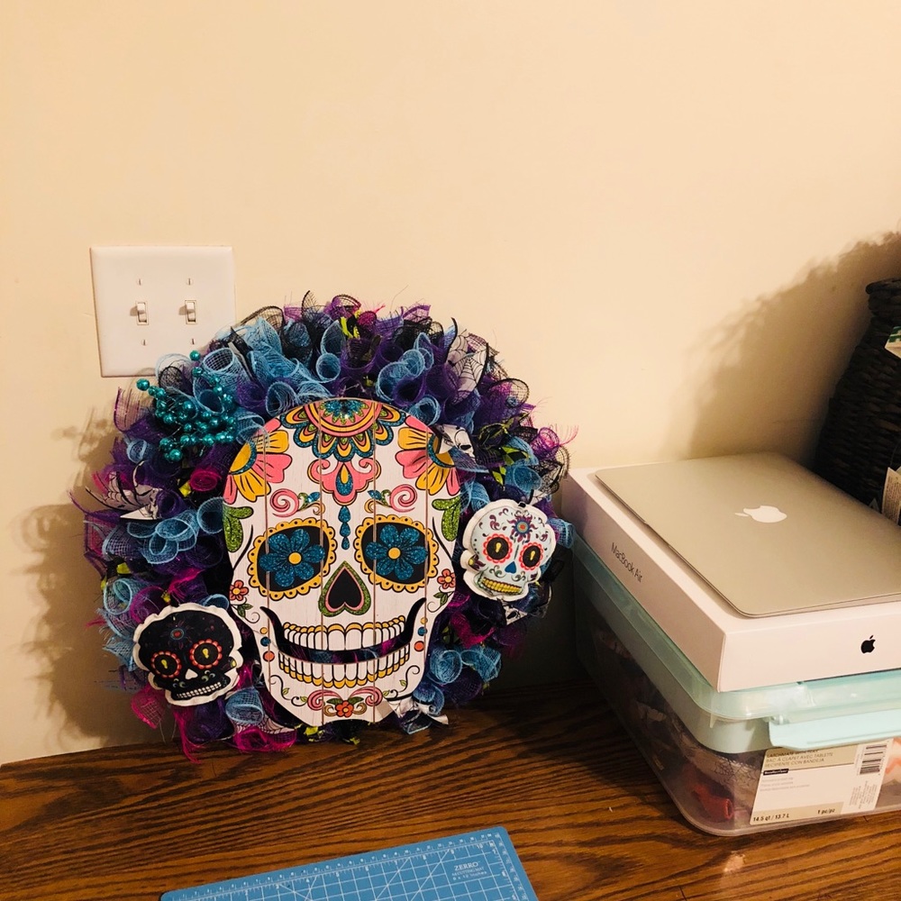 Sugar skull wreath